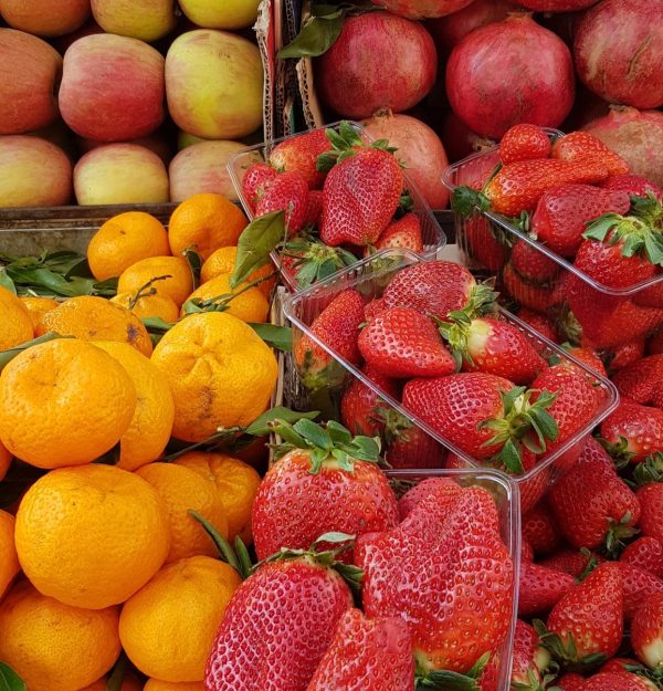 Athens food tour - local fruit